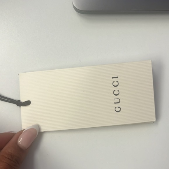 I bought this for my husband and it is too big - Picture 6 of 7